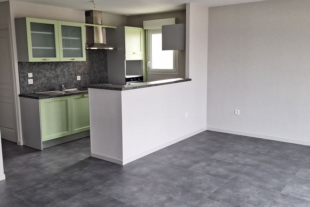 Photo 2 Location T3 Coutances 750 euros c. c.