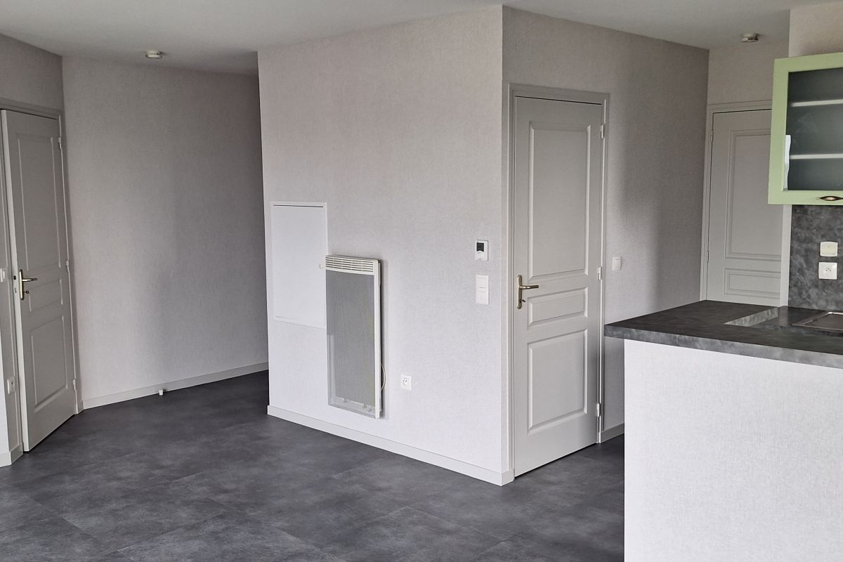 Location T3 Coutances 750 euros c. c.