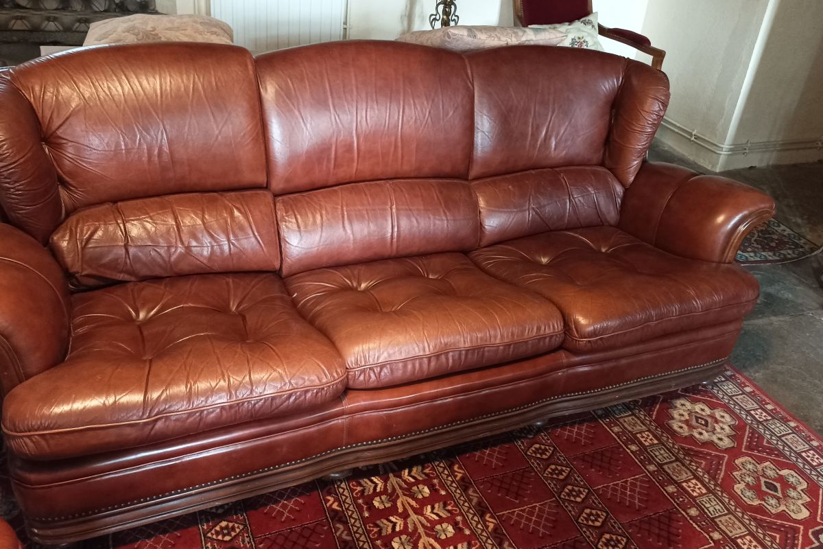 Canapé et 2 fauteuils en cuir