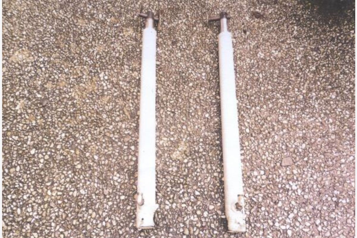 Verins de chargeur neufs