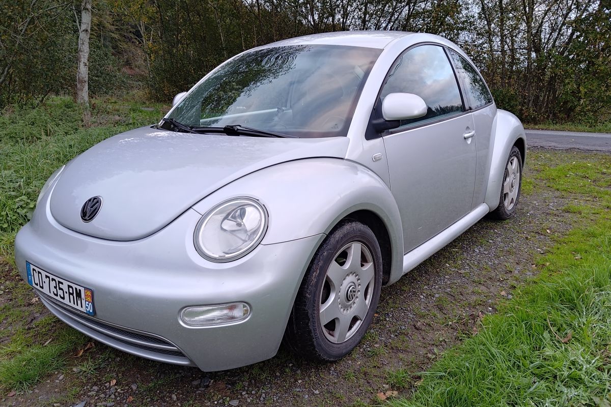 New Beetle 1.9 TDI 09/99  3600 euros