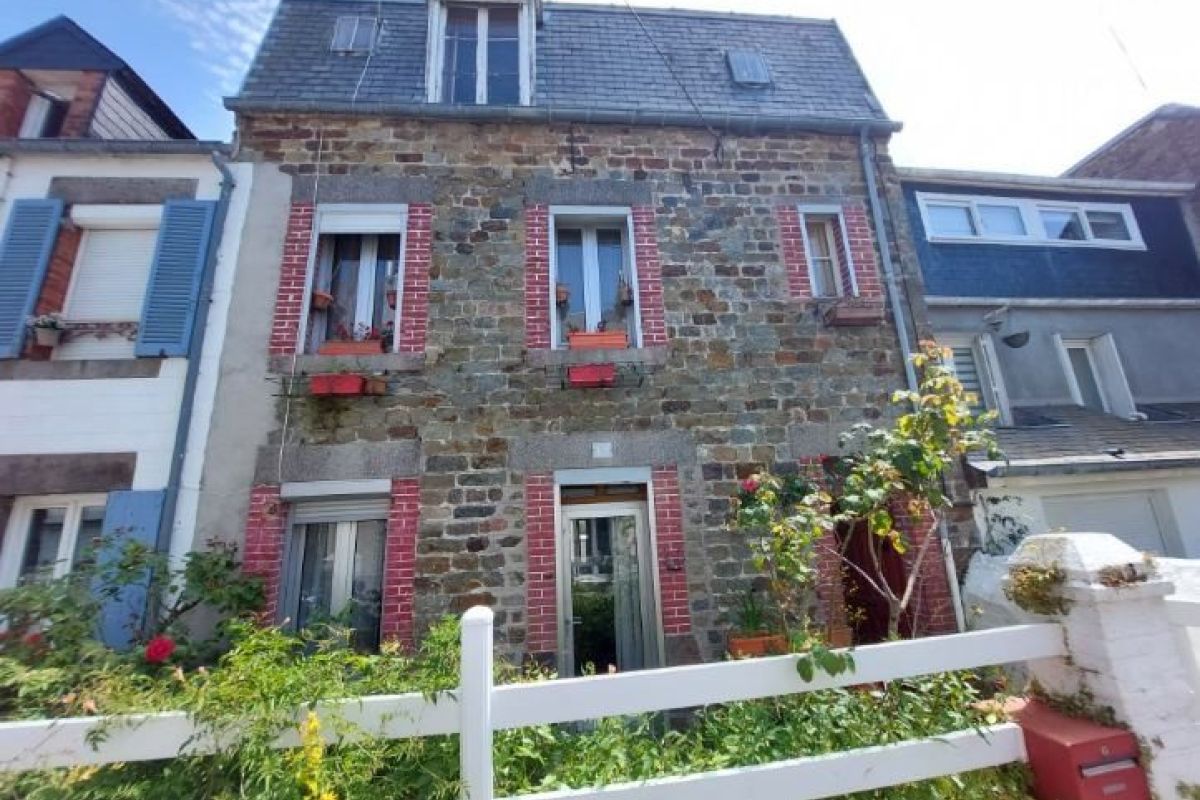 Maison en pierre à rénover entièrement