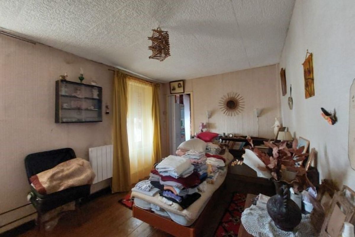 Photo 3 Maison en pierre à rénover entièrement