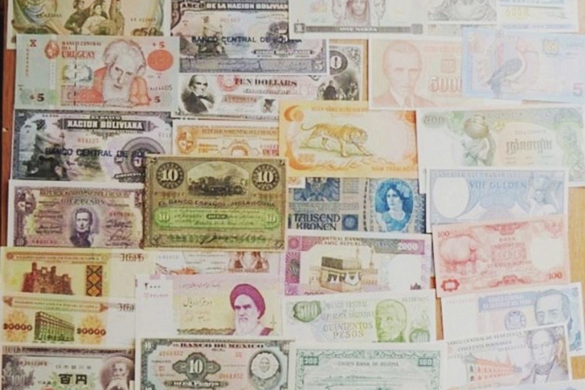 Photo 2 Lot de 700 billets du monde