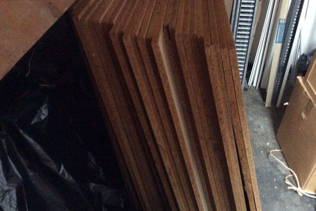 Photo 3 Plaque bois en aggloméré