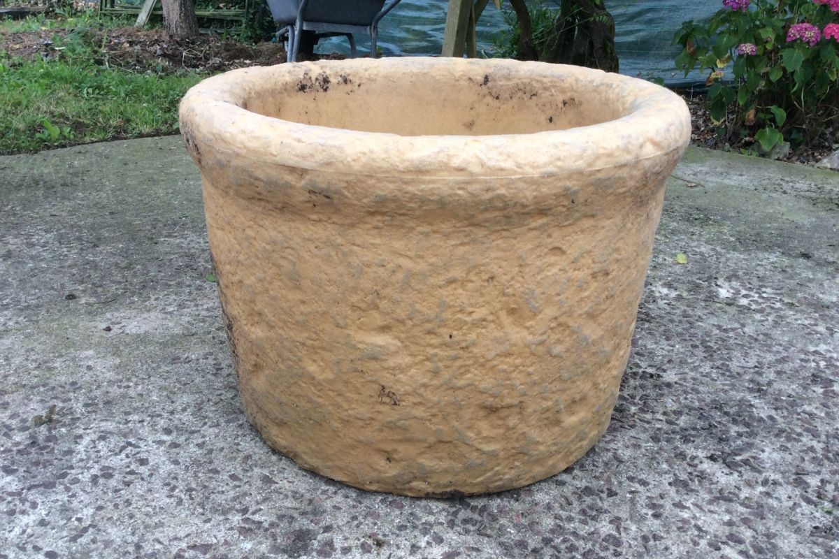 Pot de plantation en plastique robuste 