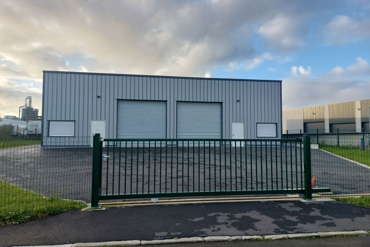 Local industriel ou artisanal à louer