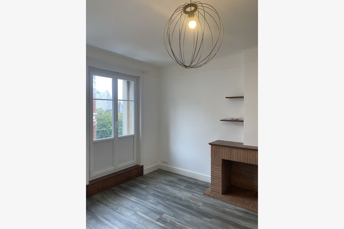 exclu, Cabinet Faudais, Coutances. Tél. 02.33.45.07.57