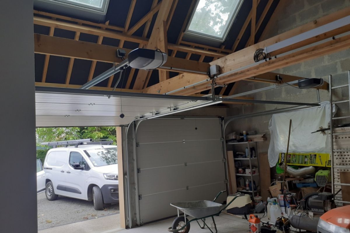 Vente- Garage neuf+terrain+Bâtiment accolé 115000 euros