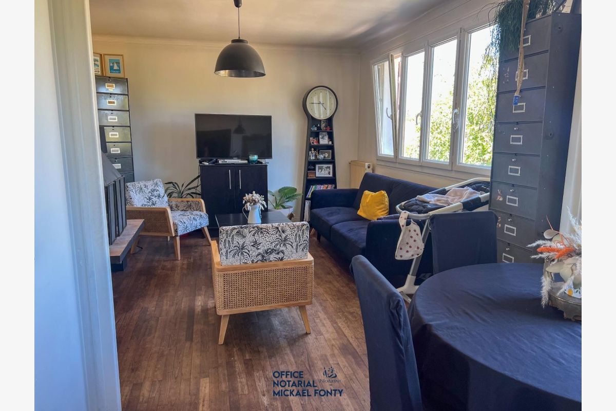 Proximité école, à v. maison de 75 m2