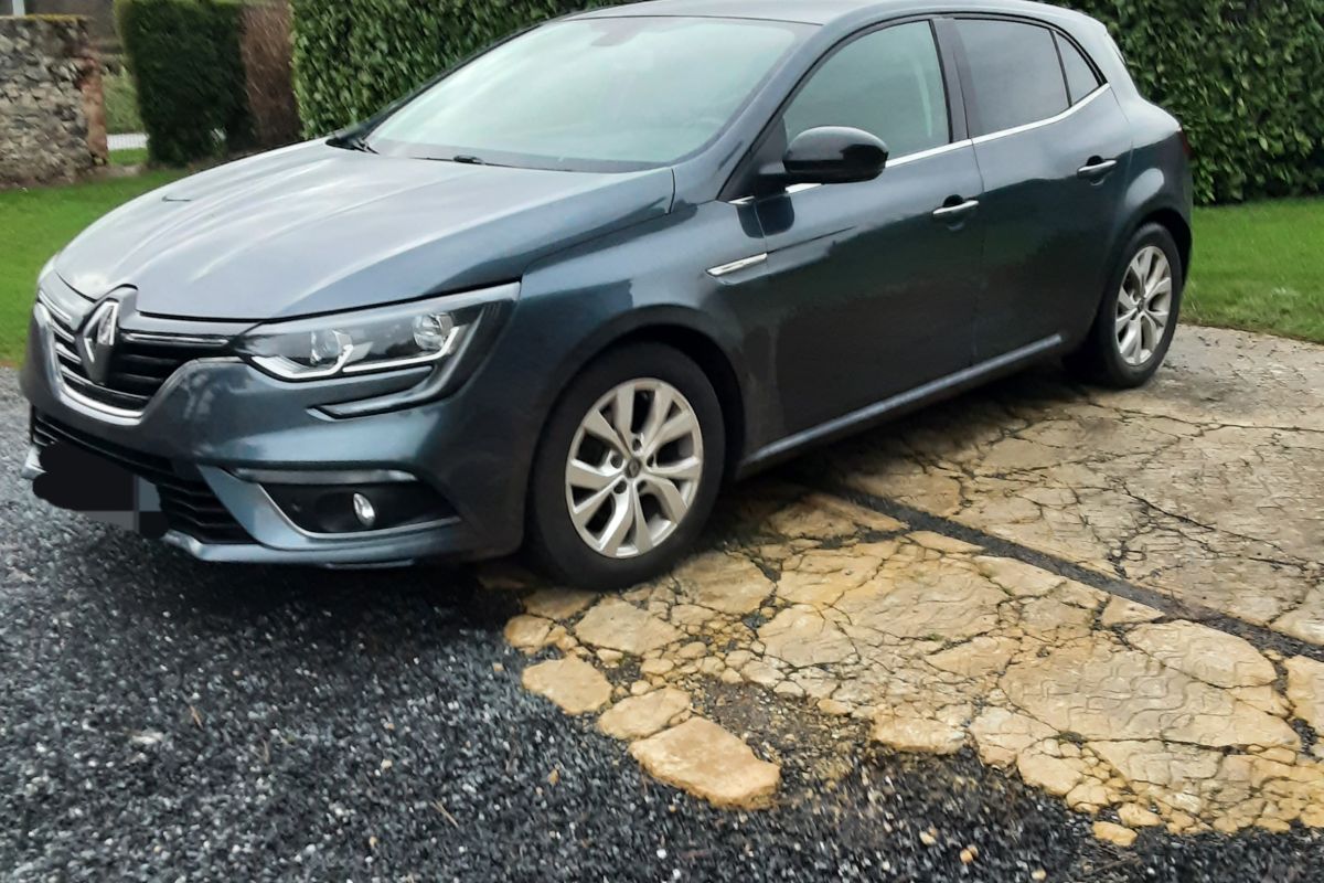 Megane IV Limited DCI 115 cv