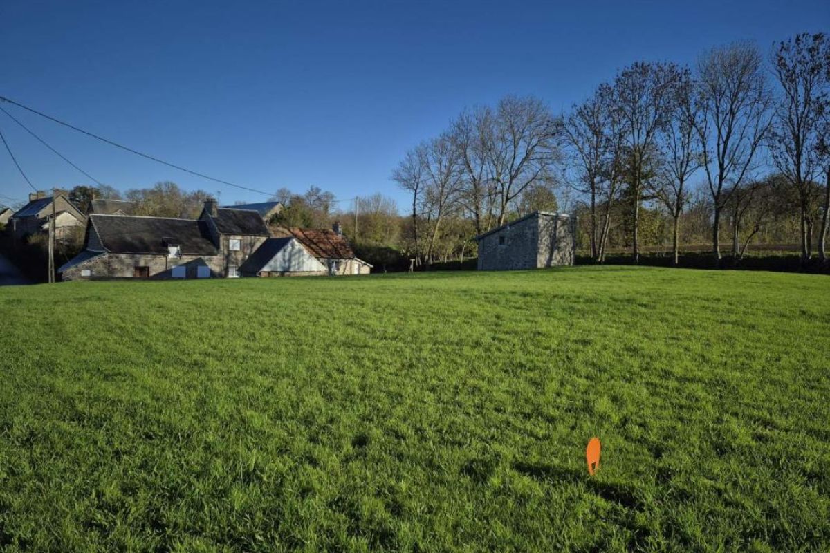 Photo 3 Terrain à bâtir