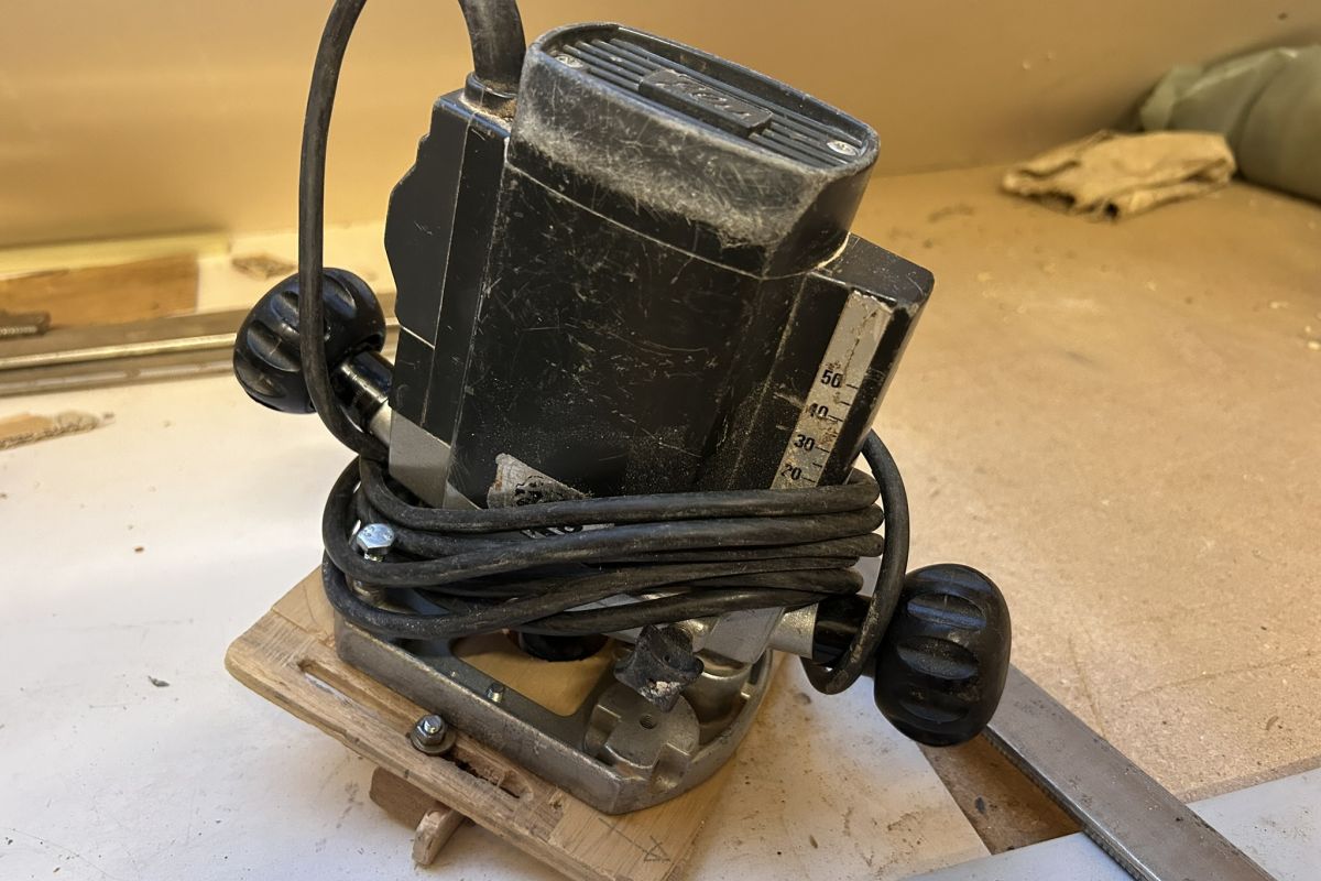 Photo 2 Défonceuse bois à vendre