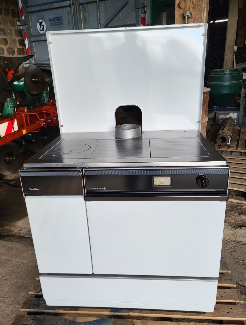 Photo 2 Cuisinière à bois Rosières