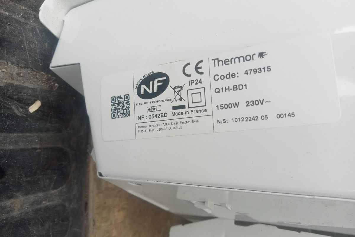 Photo 2 1 radiateur électrique 1500w
