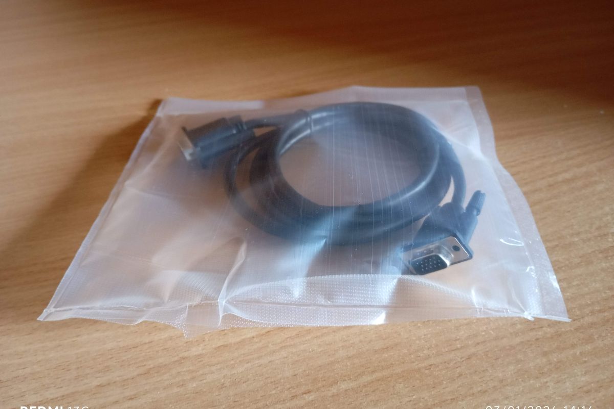 Câble svga standard mâle  mâle noir 