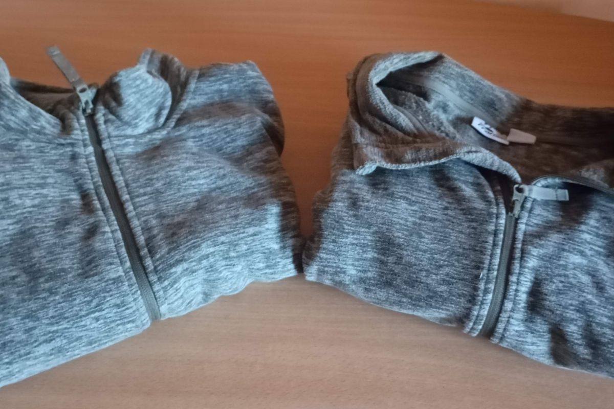 Photo 2 2 gilets polaires fins gris clair 