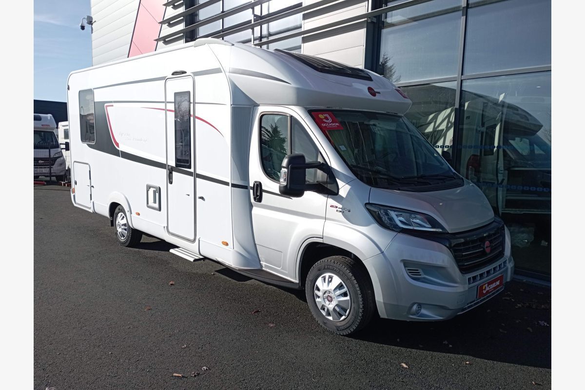 Camping-car profilé