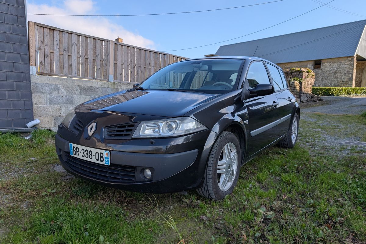 Photo 2 Renault Mégane 2 Privilège 2.0 turbo 165 cv 