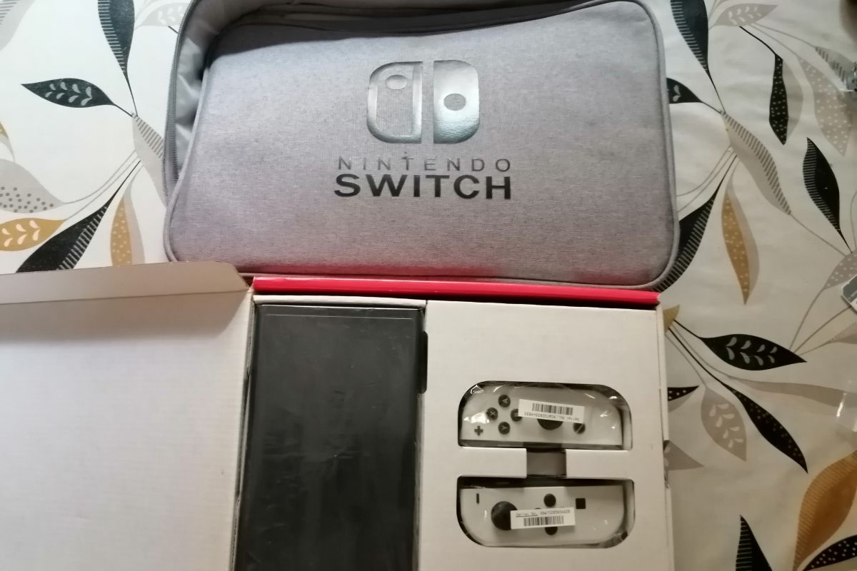 Photo 2 Nintendo Switch Oled