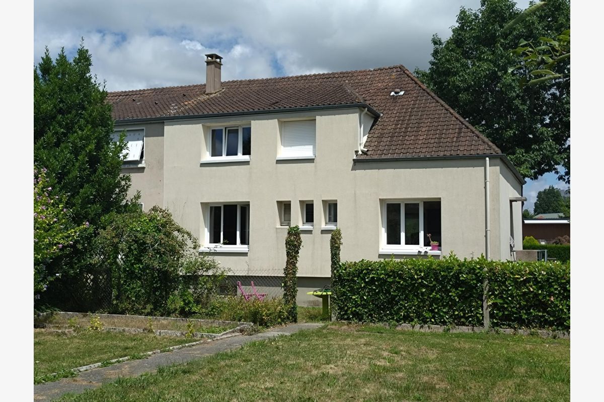 Agence B'Cimmo, Saint-Lô. Tél. 02.14.165.135