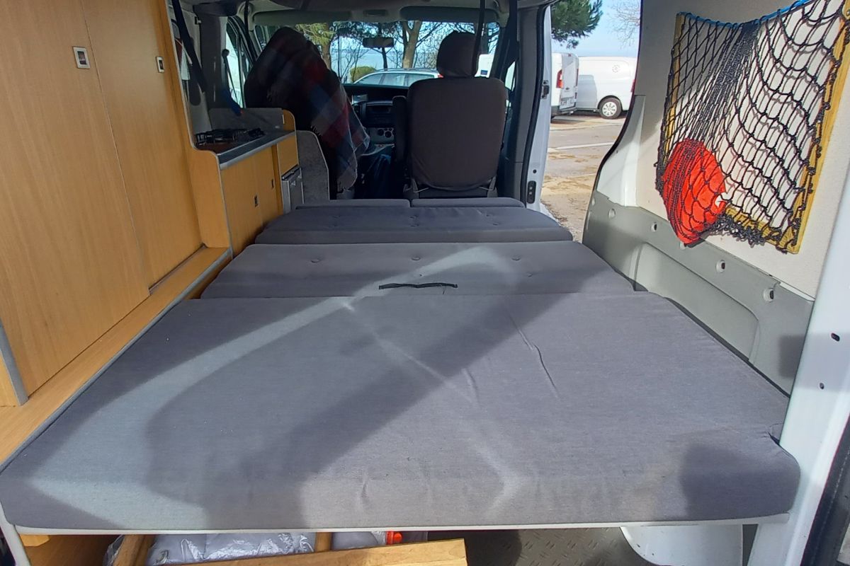 Photo 2 Renault Trafic 2 aménagé 