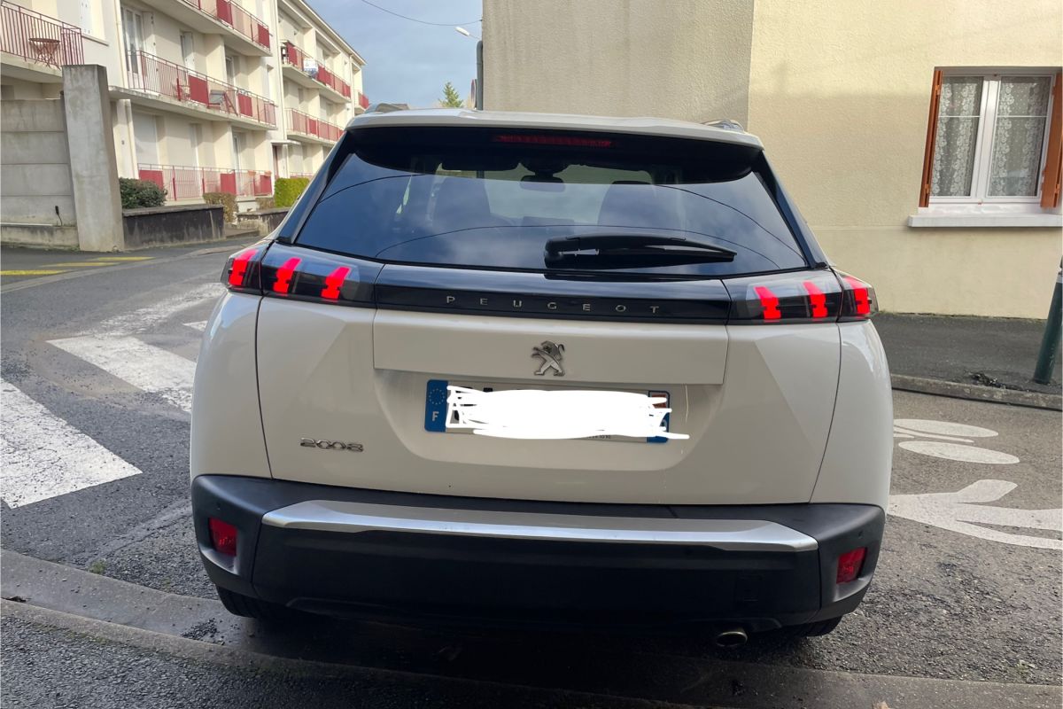 Photo 2 Peugeot 2008- SUV compact et polyvalent