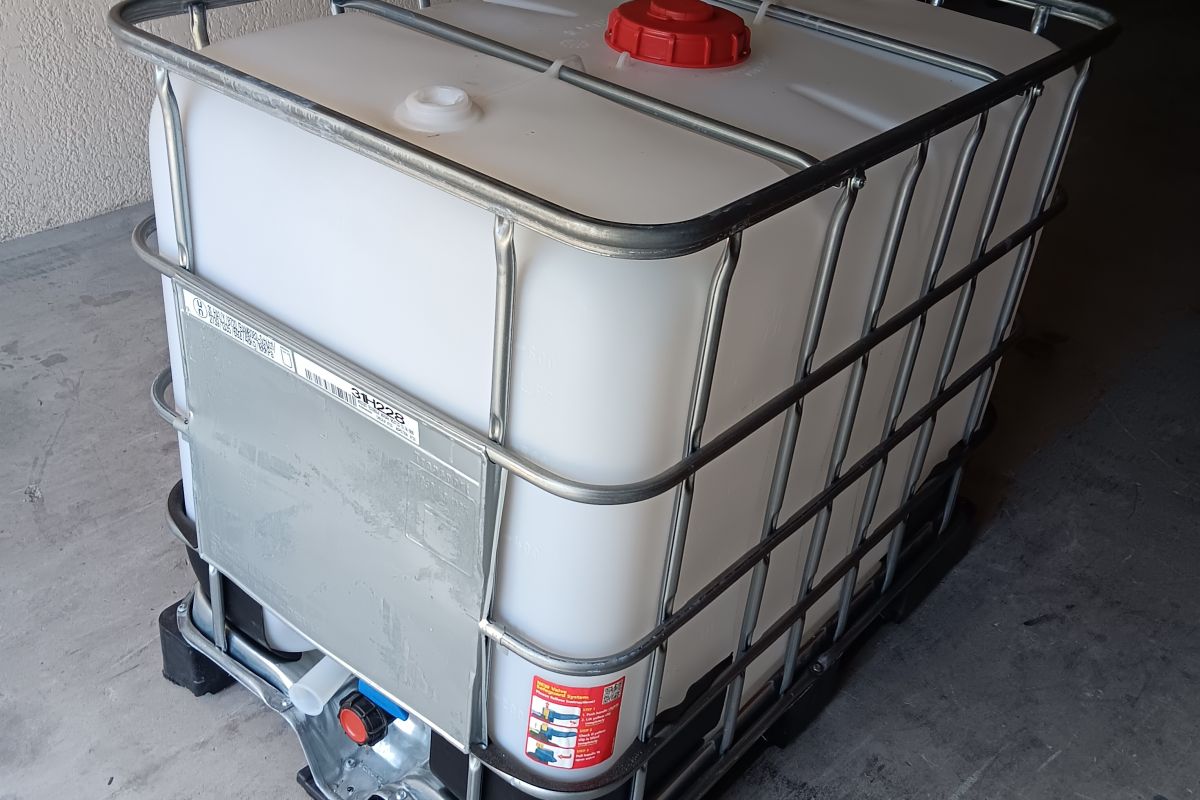 Cuve à eau de 700 litres