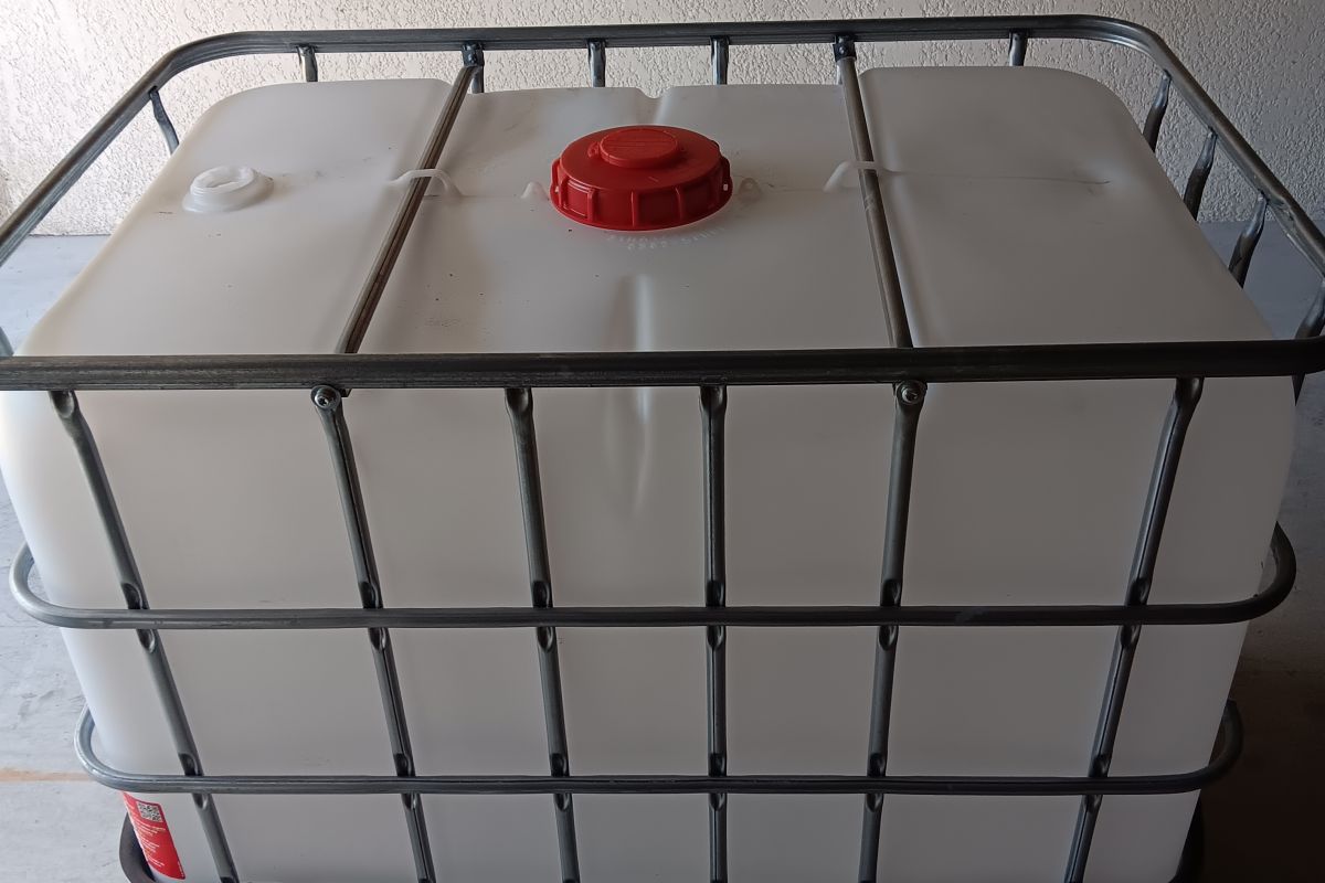 Photo 2 Cuve à eau de 700 litres