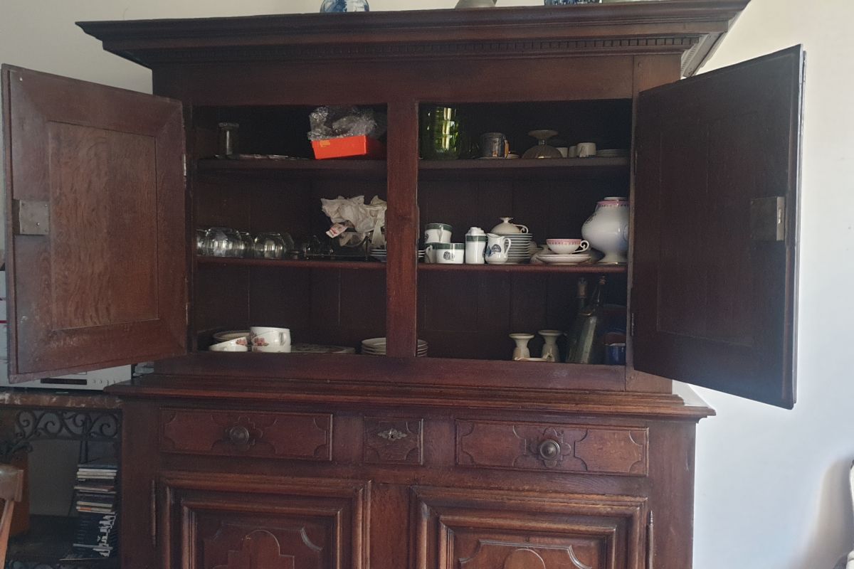 Photo 2 Très beau buffet normand en chêne.