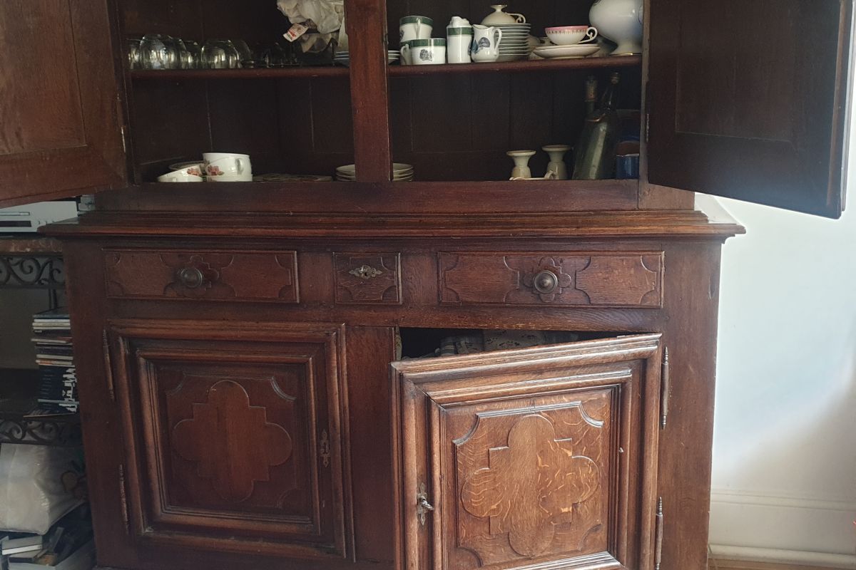 Photo 3 Très beau buffet normand en chêne.
