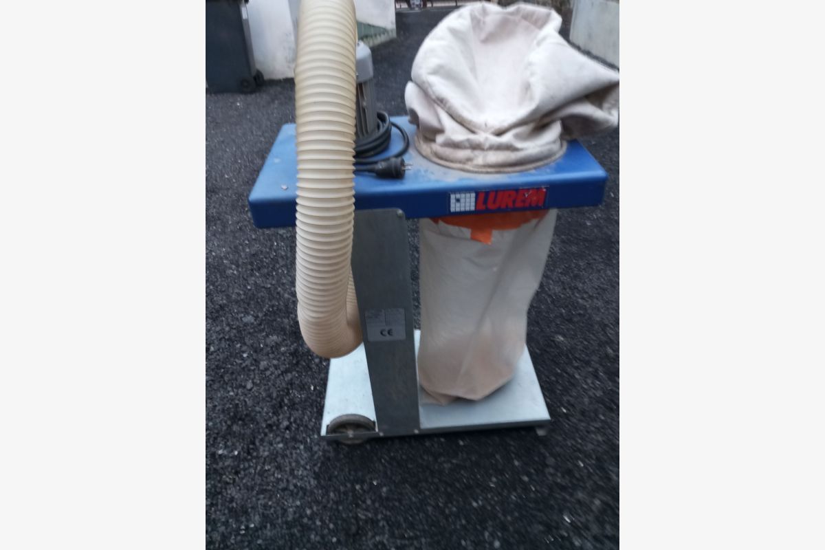 Aspirateur à copeaux