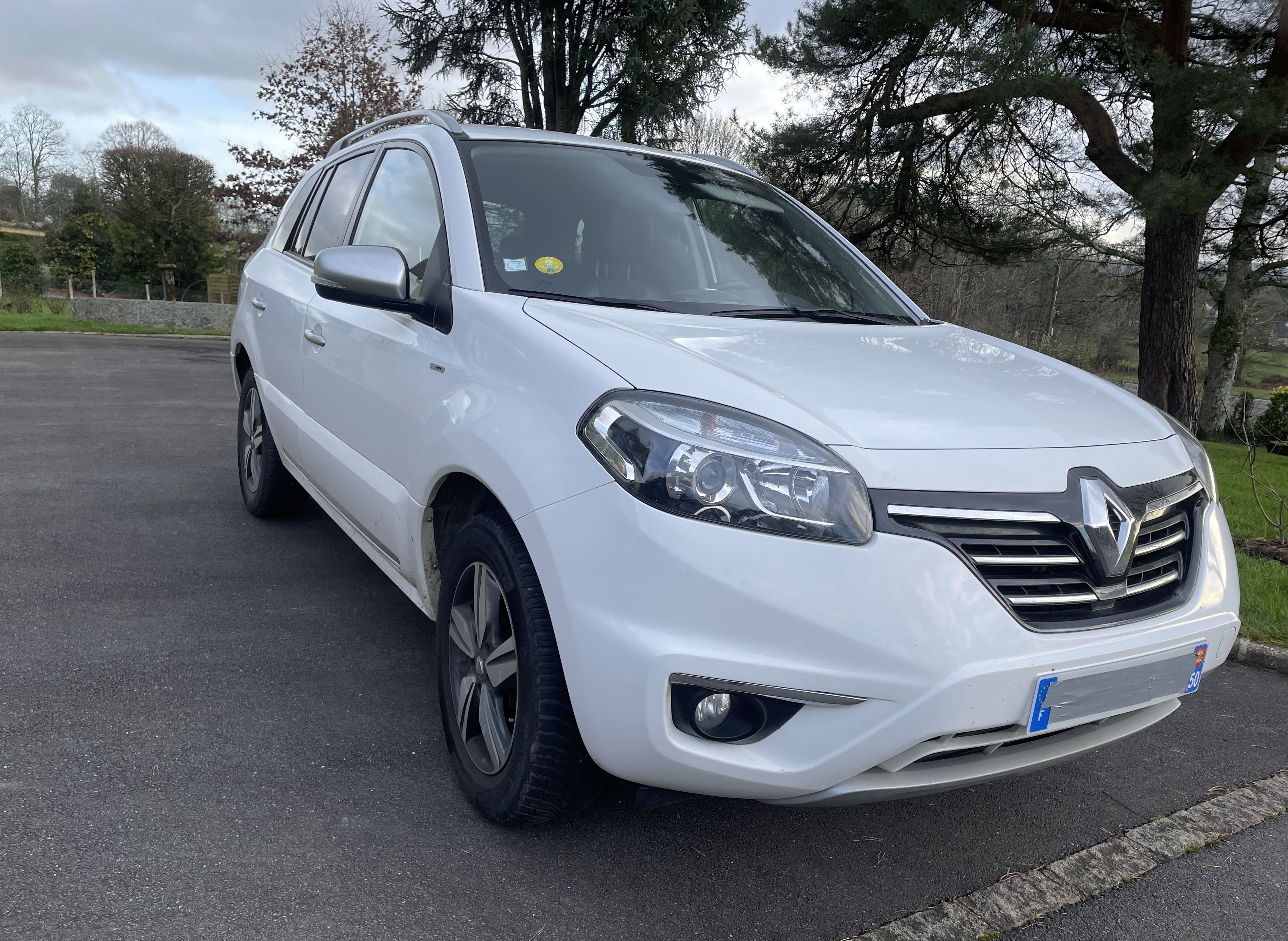 Koléos 4 x 2 diesel