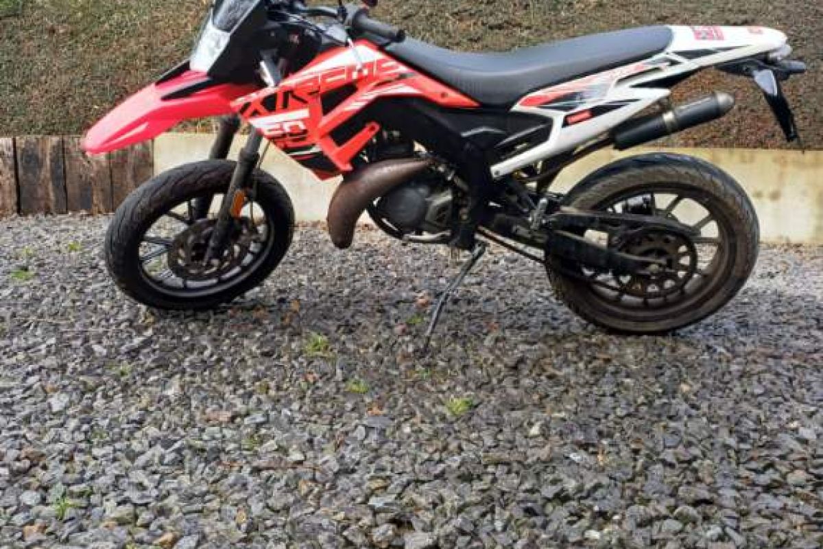 Photo 3 Moto Derbi senda X-Treme 50 sm
