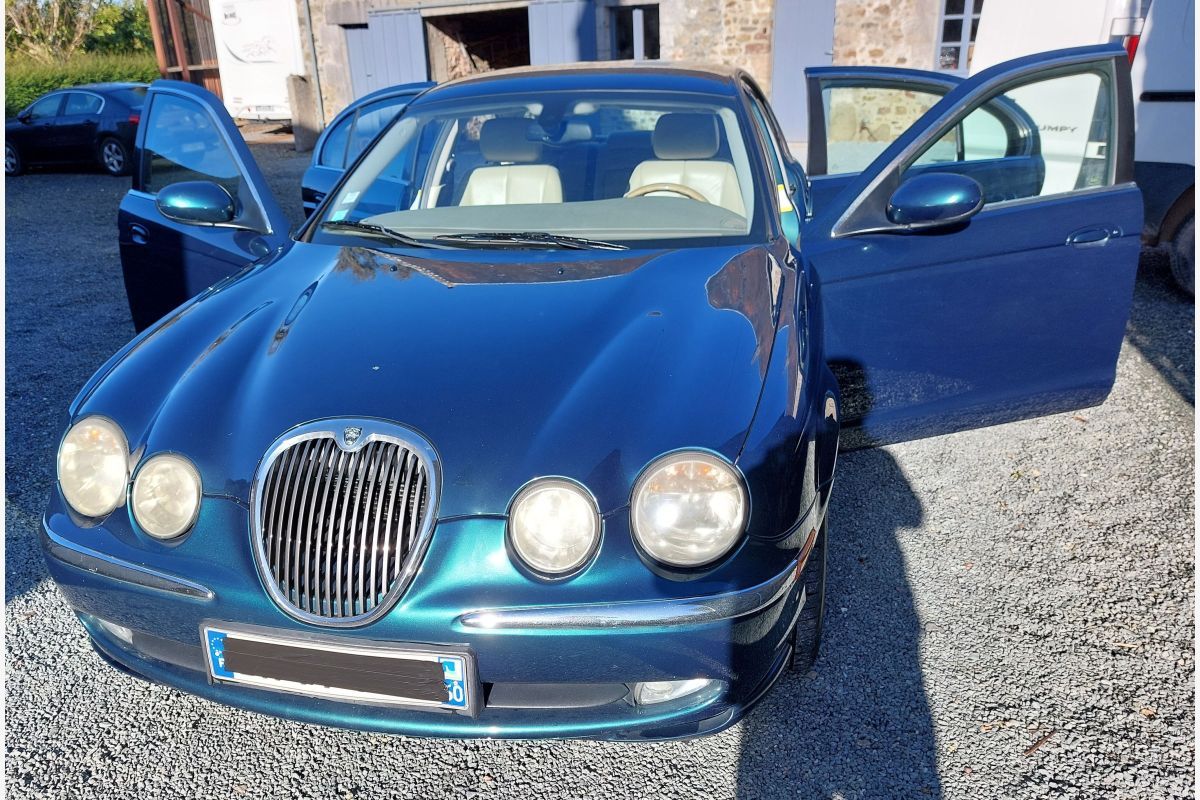 Jaguar S-Type