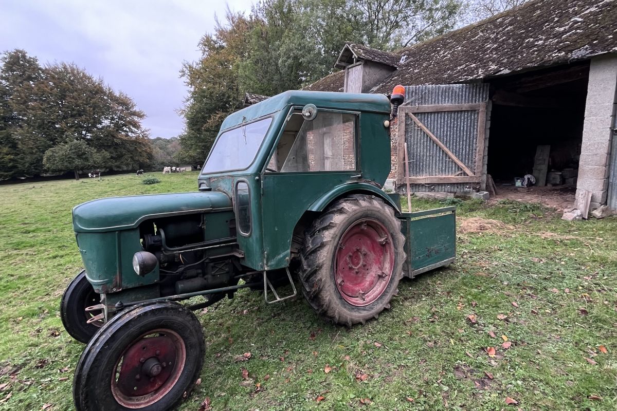 Tracteur Deutz 1956 avec caisson 