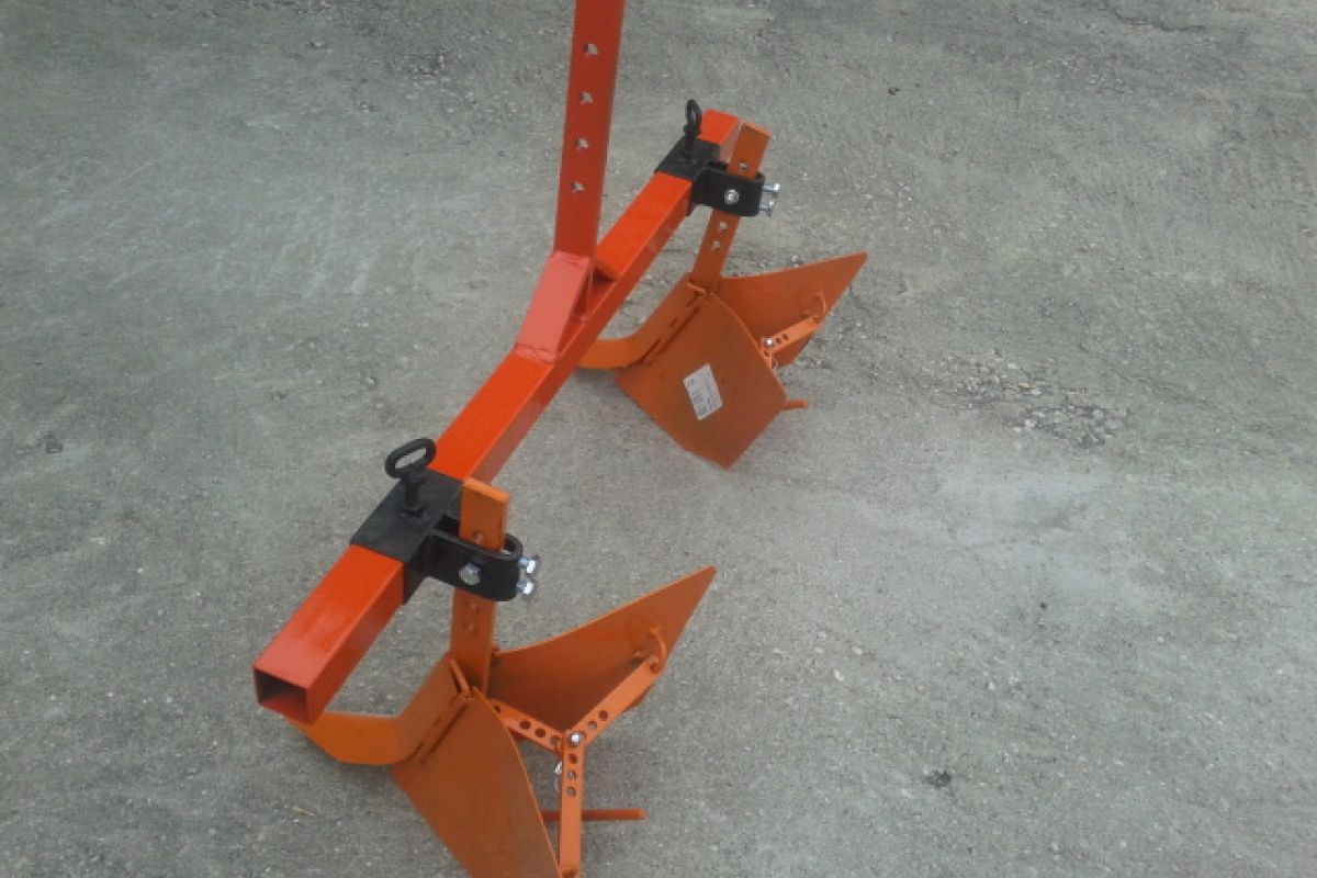 Photo 2 Buttoir double motoculteur