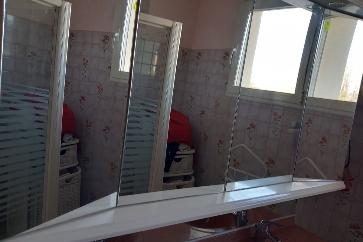 Photo 2 meuble salle de bain