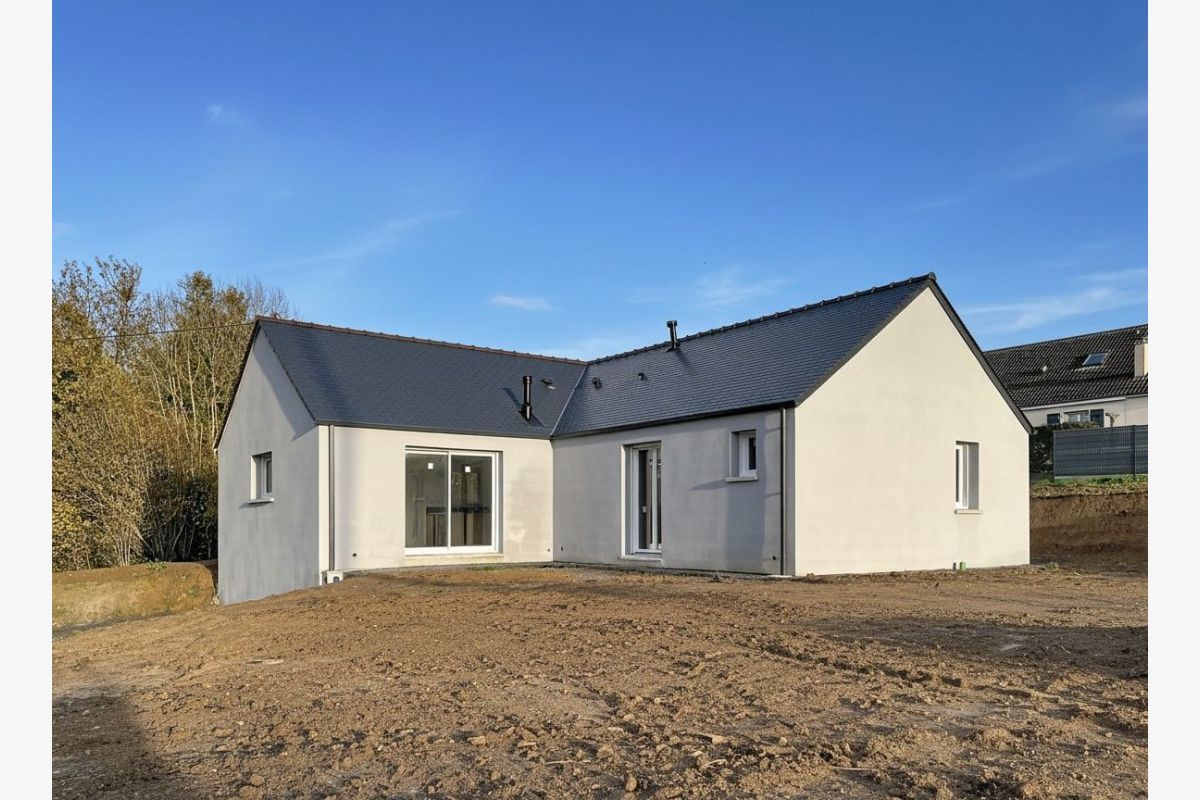 Agence Faudais, Coutances. Tél. 02.33.45.07.57