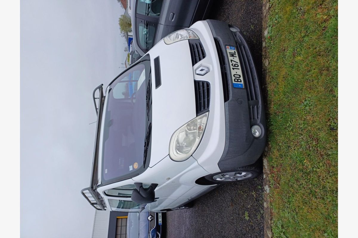 Renault Trafic II 2.0 dCi