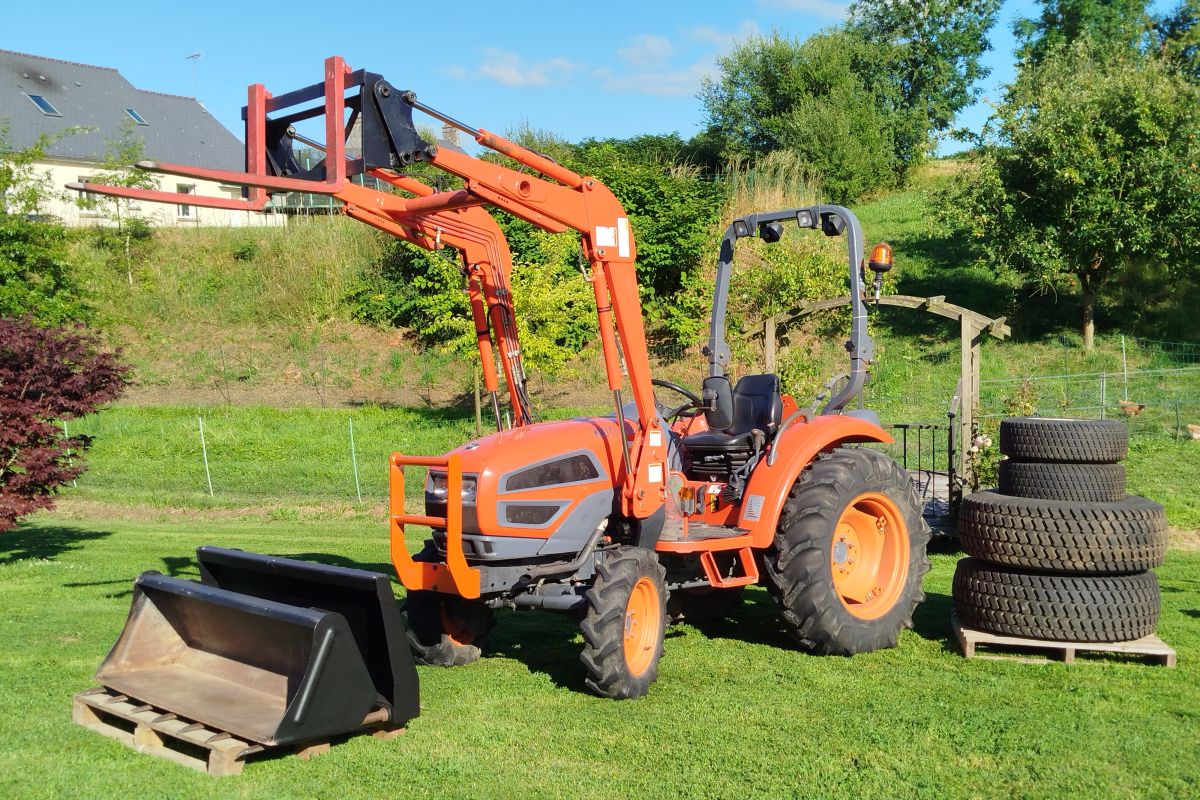 gros micro tracteur homologué route