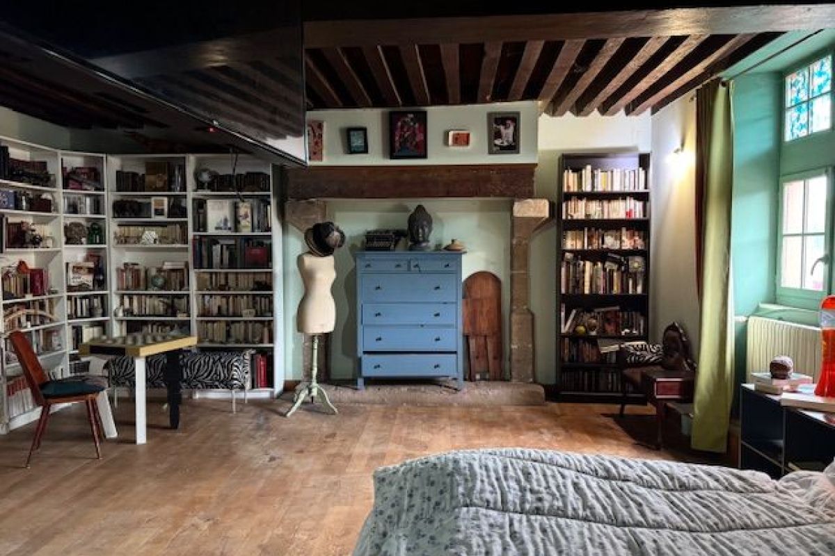 Photo 3 Maison atypique à St Menoux -Le Logis-