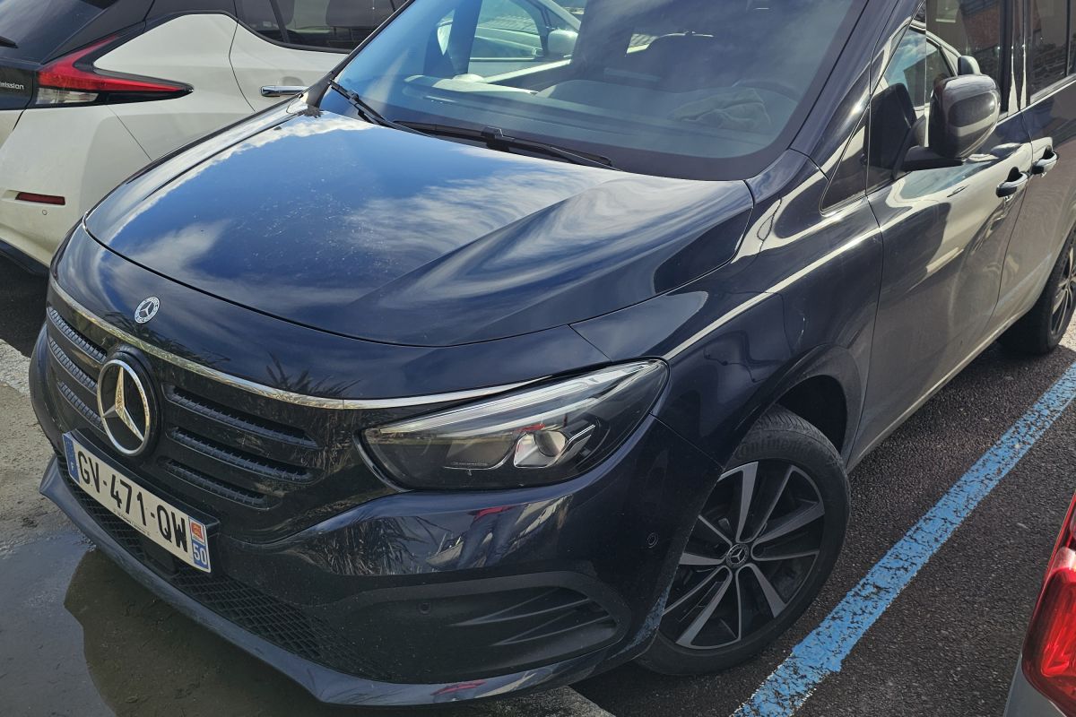 Photo 3 Mercedes EQT200 100% elec