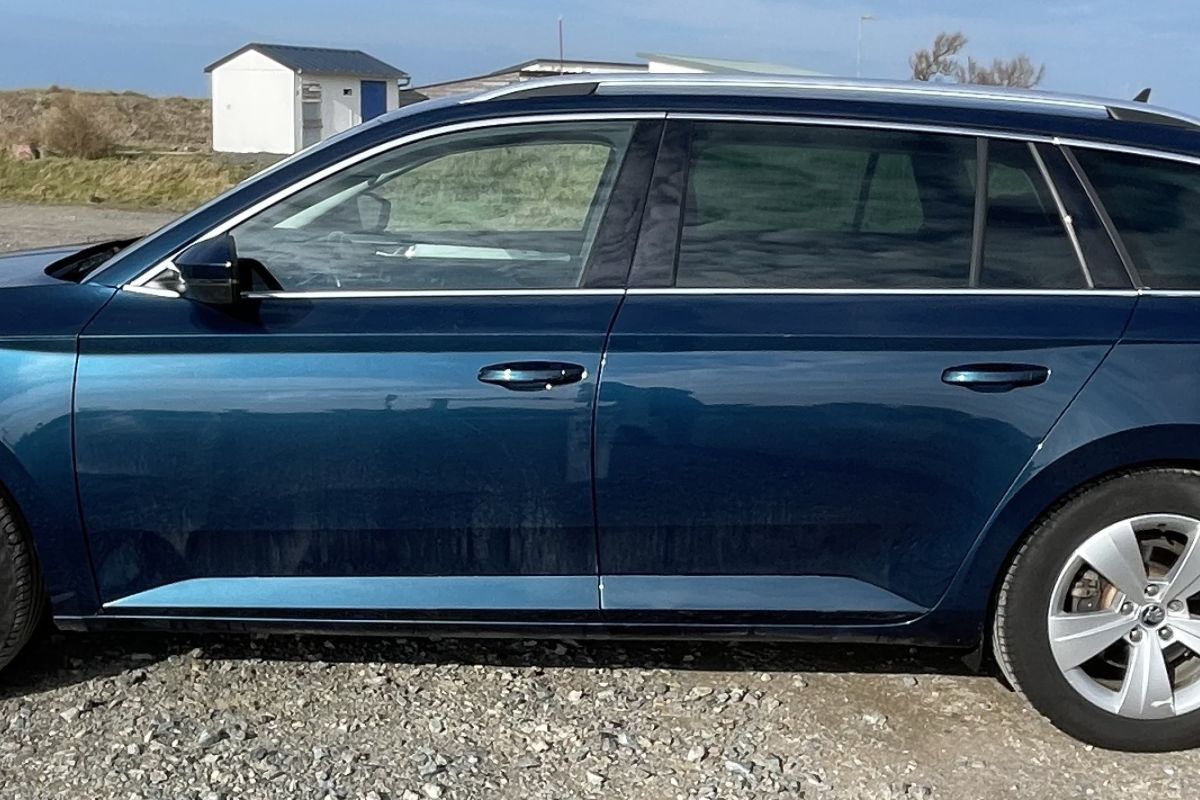 Photo 2 SKODA SUPERB III COMBI 2.0 TDI 150CV BUSINESS