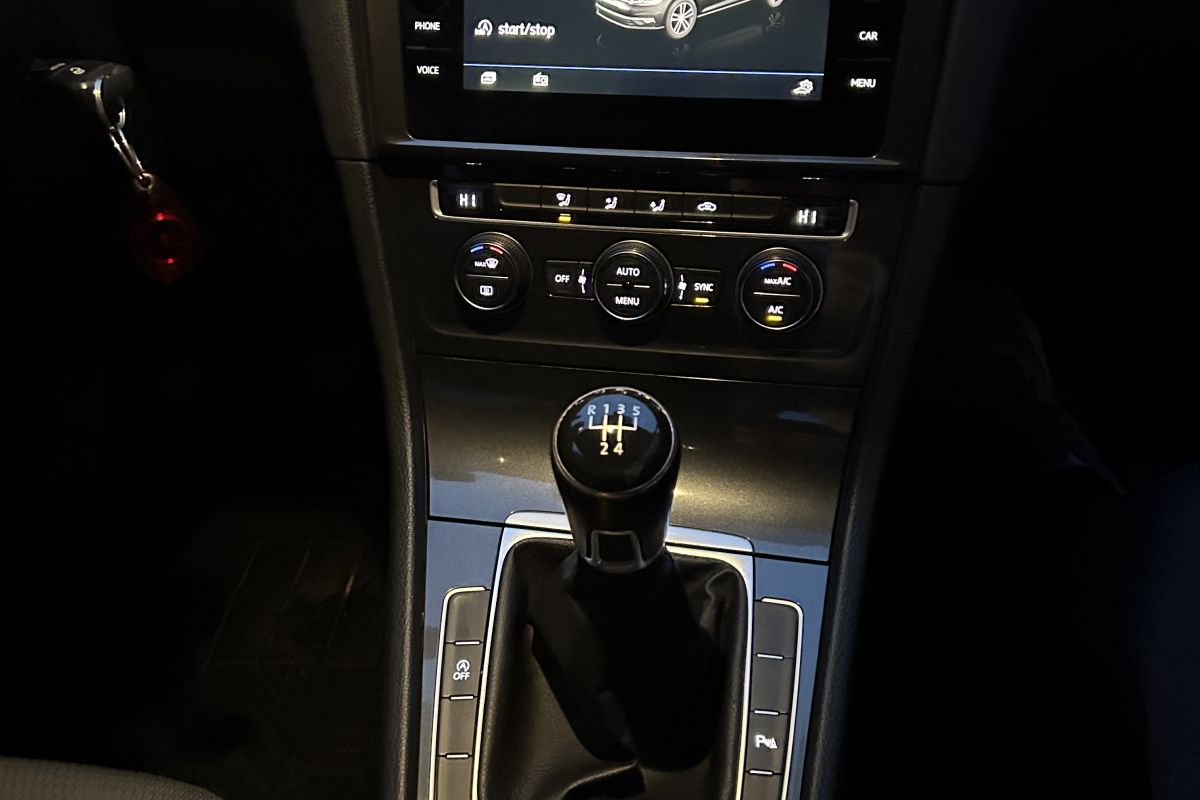 Photo 3 Volkswagen golf VII 1.6TDI 115