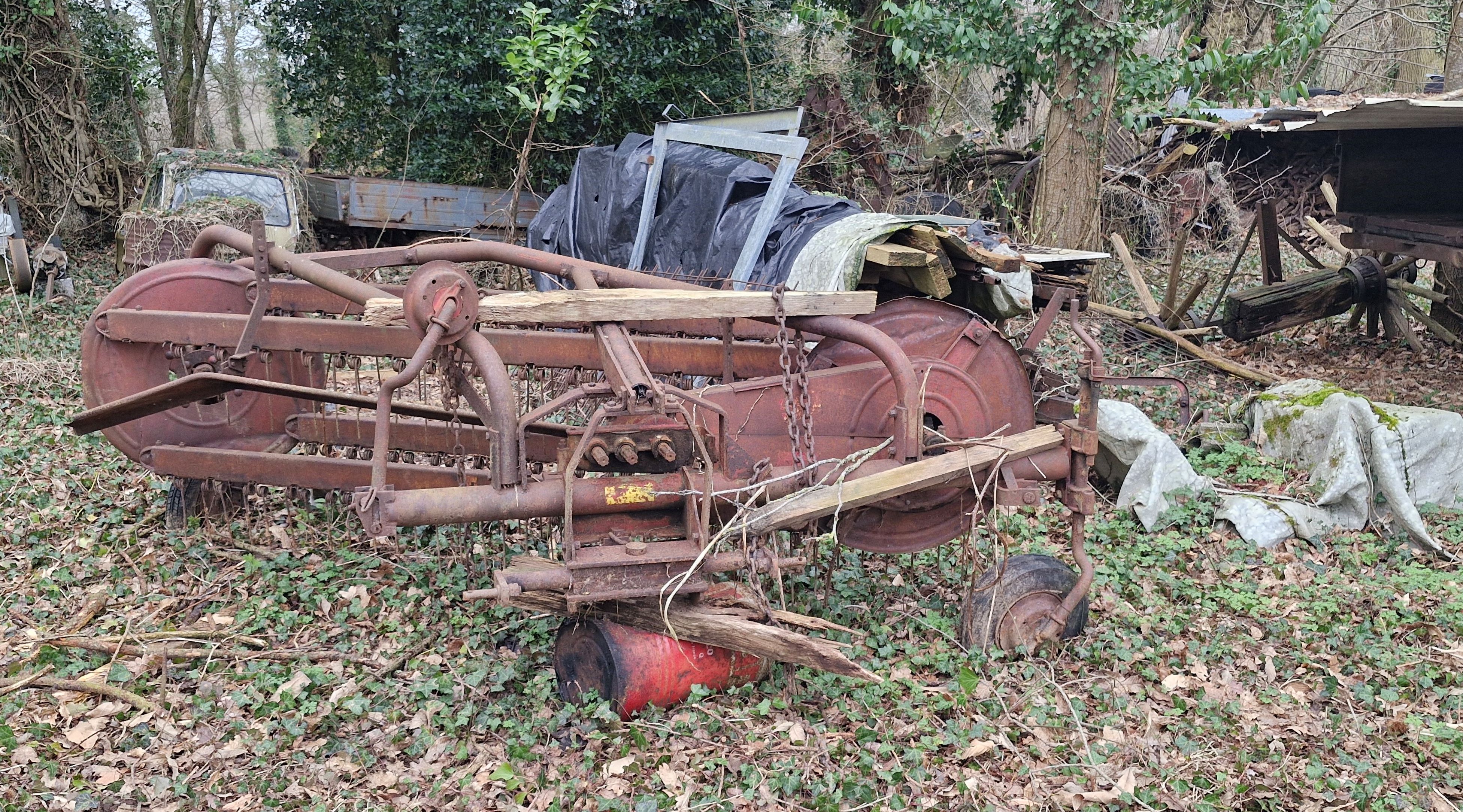 Photo 2 2 râteaux-faneurs