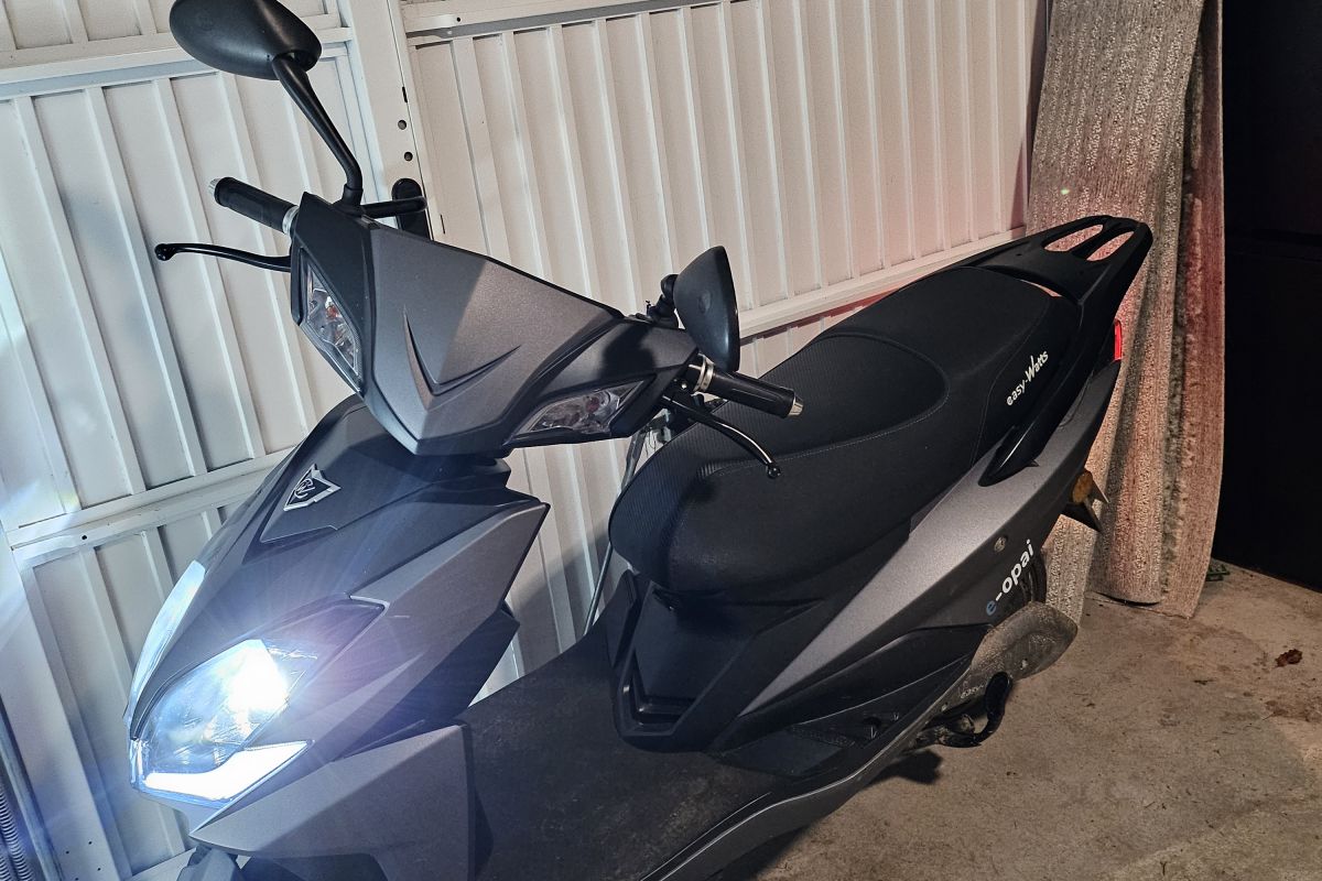 SCOOTER ELECTRIQUE 50CC