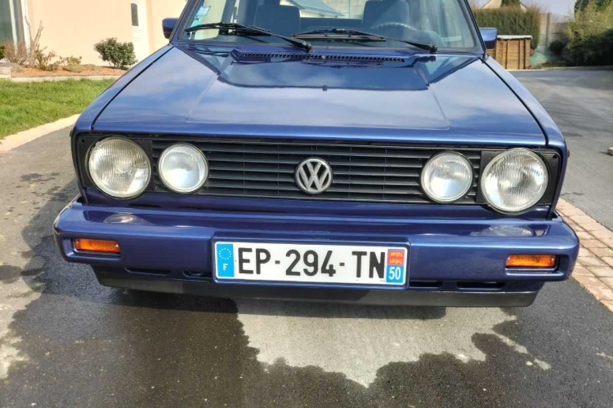 Photo 2 GOLF 1 CABRIOLET 1991 QUARTETT  BEL AIR