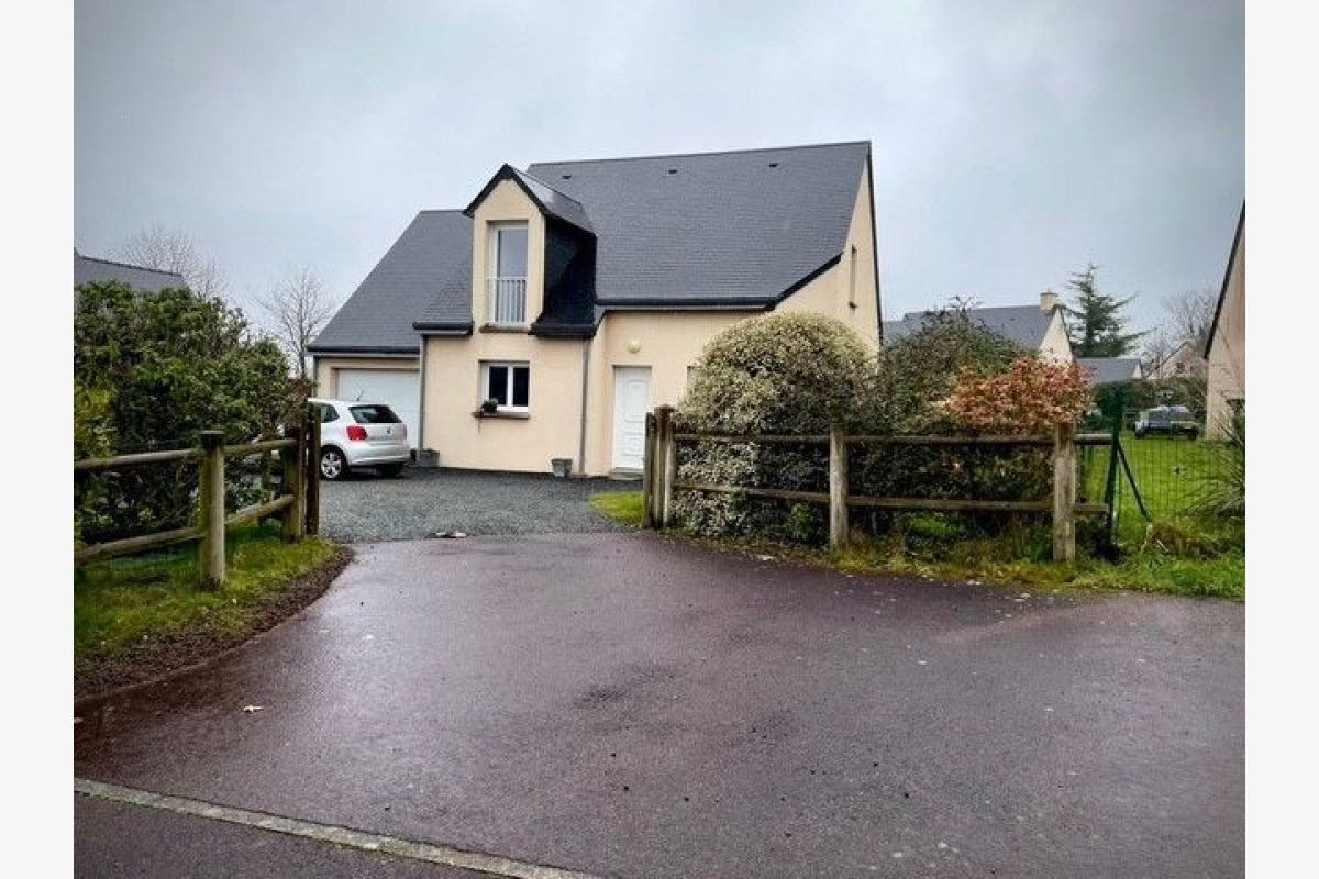 Saint-Lô, à louer maison...