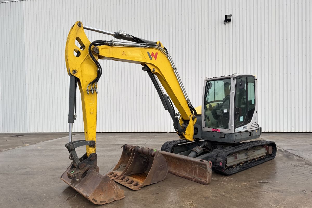 Pelle sur chenilles 2017 Wacker Neuson EZ80